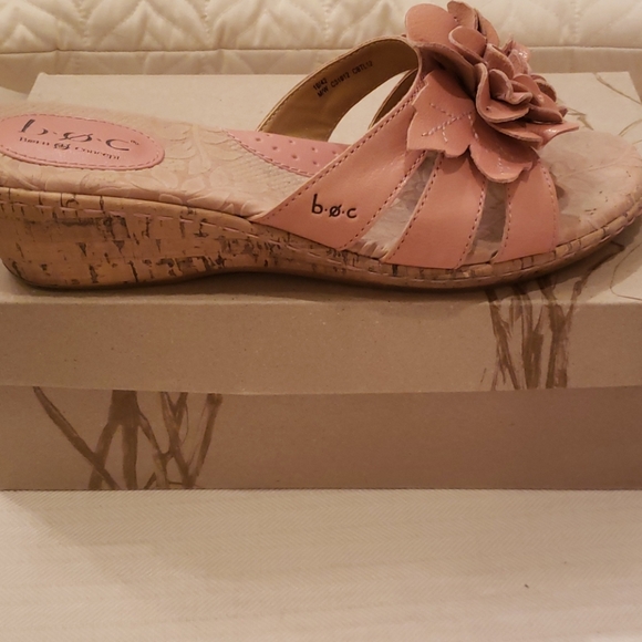 B.O.C. dusty pink sandals - Picture 2 of 4